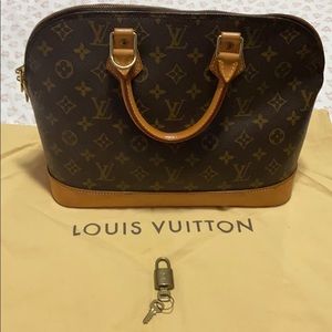 Louis Vuitton Alma